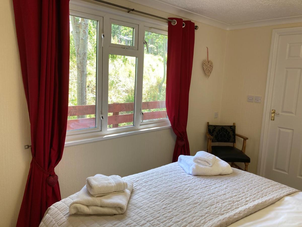 Lochay Lodges Killin Buitenkant foto